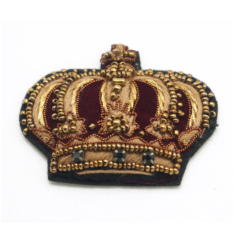 2022年新款手工印度繡布貼卡通皇冠金屬絲徽章肩章臂章批發(fā)可設計
